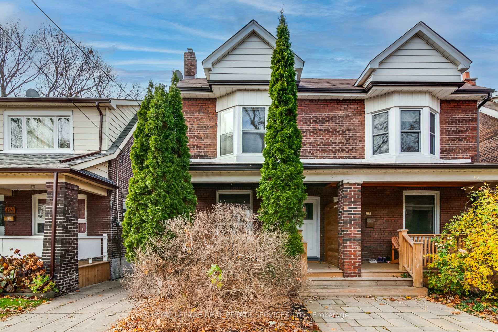 Photo 1 of Unit L, 116 Gillard Avenue, Toronto, Greenwood-Coxwell — HOMEH