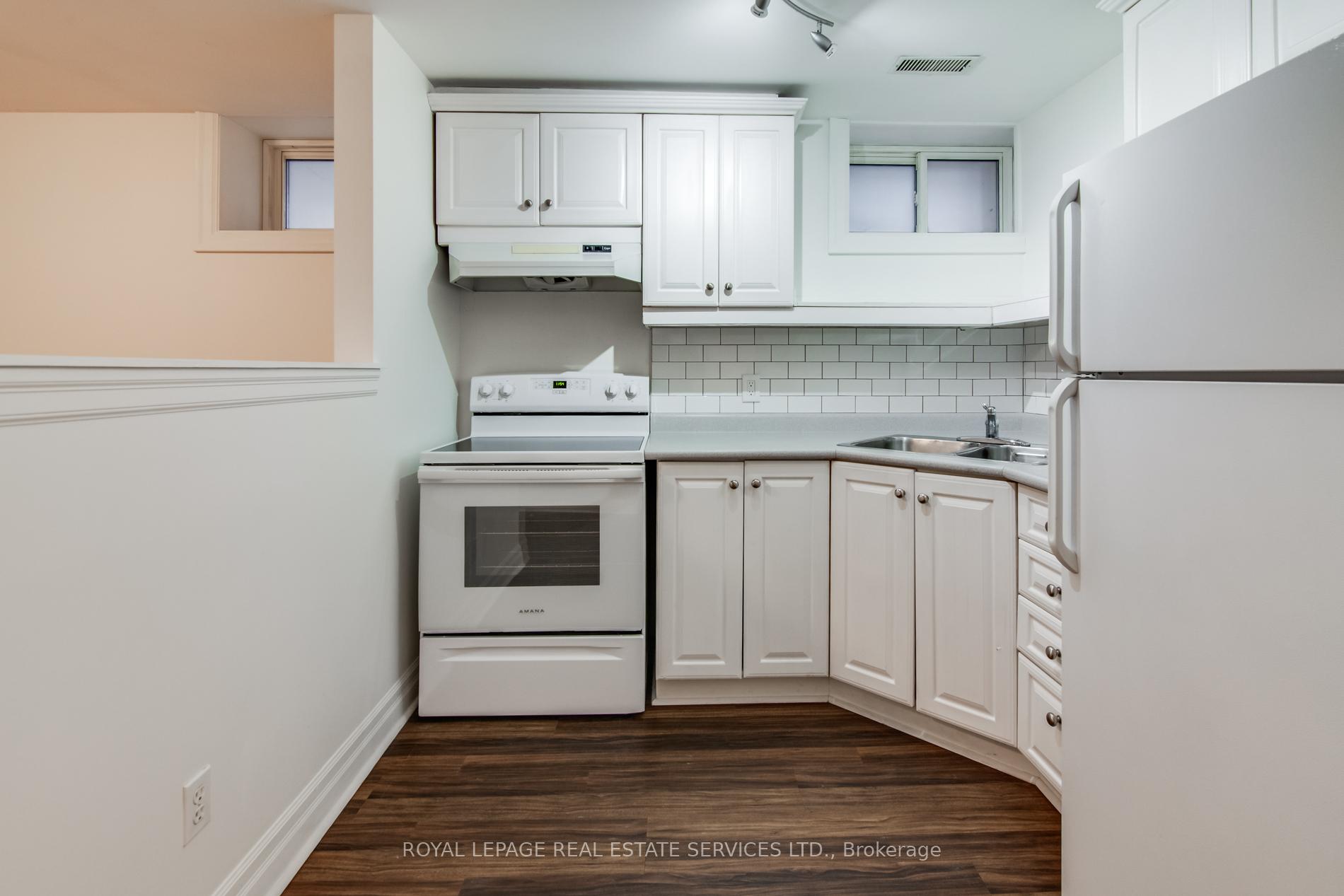 Photo 5 of Unit L, 116 Gillard Avenue, Toronto, Greenwood-Coxwell — HOMEH