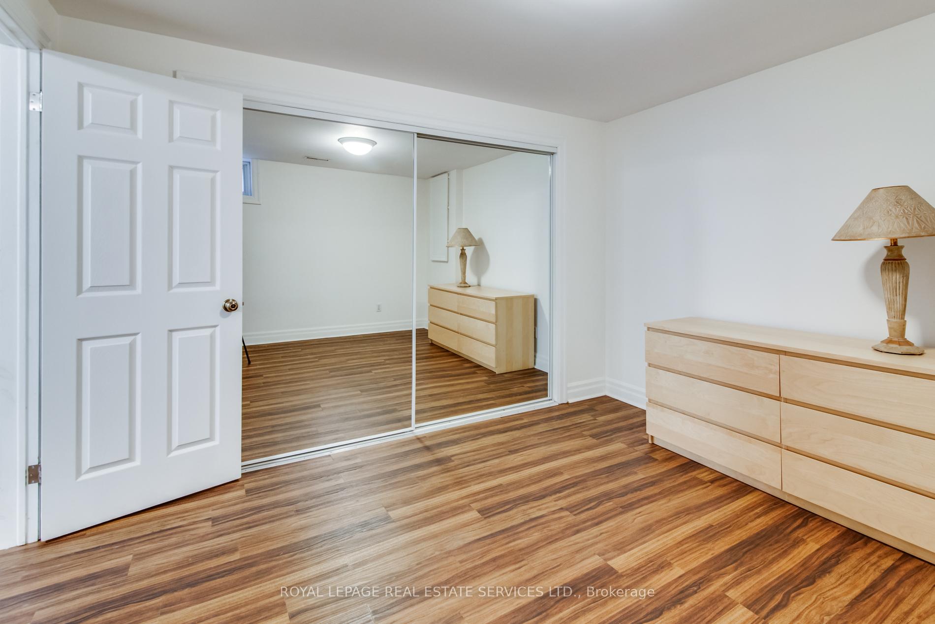 Photo 15 of Unit L, 116 Gillard Avenue, Toronto, Greenwood-Coxwell — HOMEH