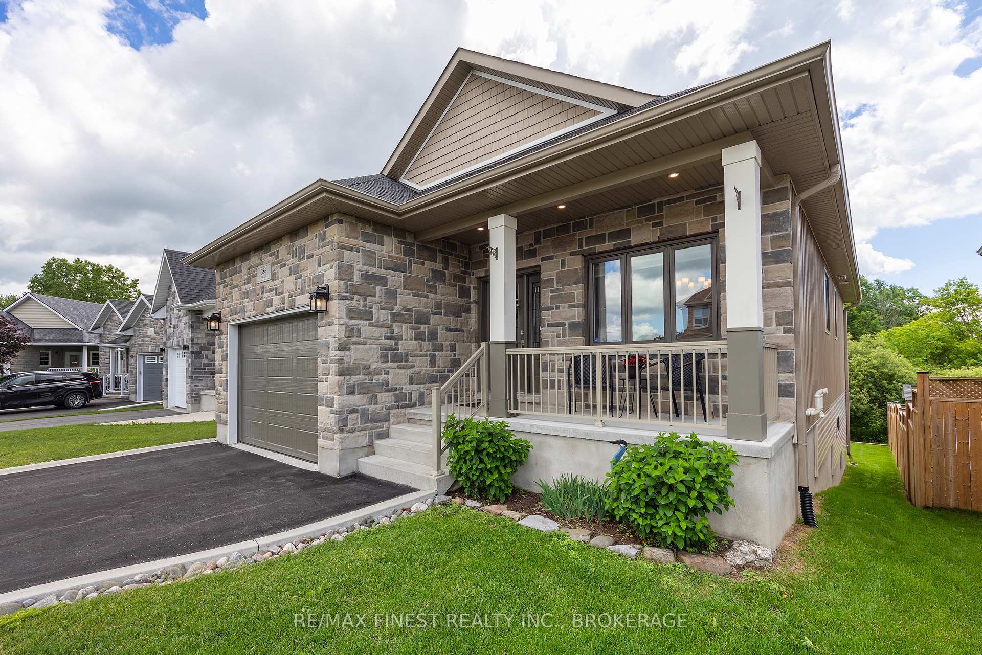 Photo 2 of 386 Nalon Road, Gananoque, Gananoque — HOMEH