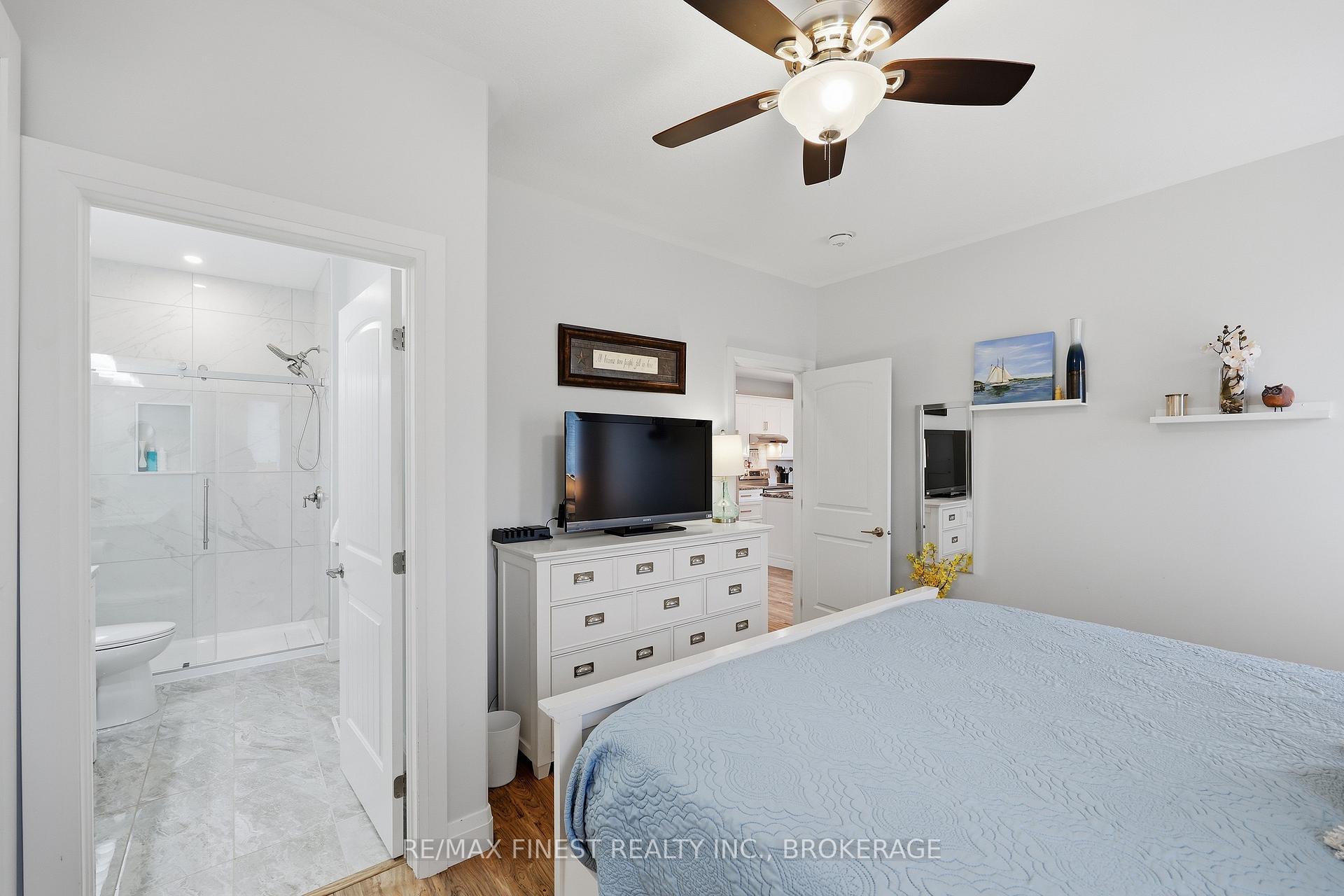 Photo 20 of 386 Nalon Road, Gananoque, Gananoque — HOMEH