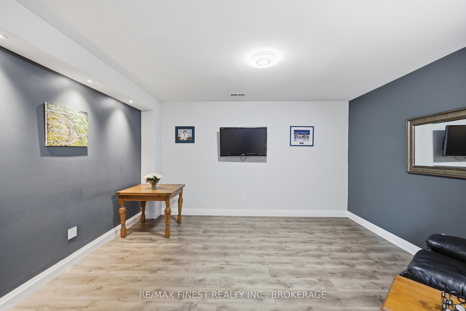 Photo 29 of 386 Nalon Road, Gananoque, Gananoque — HOMEH