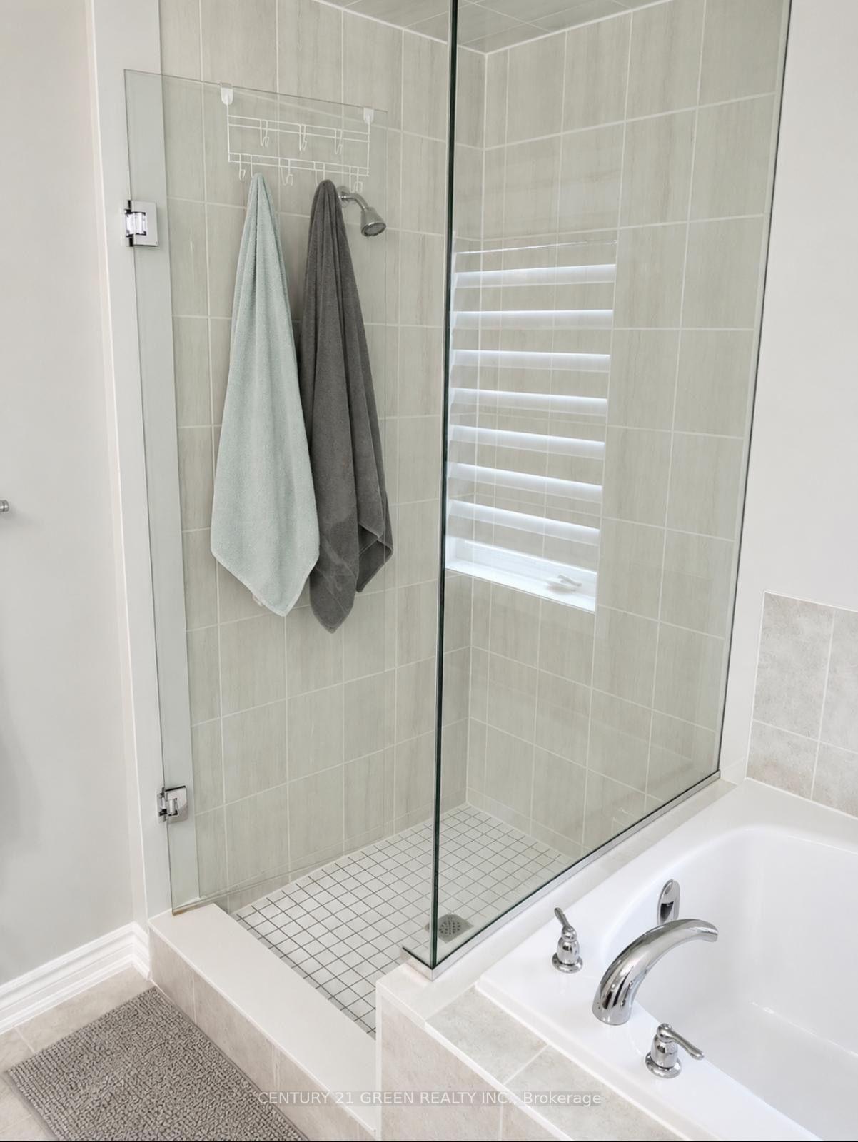 Photo 14 of 1064 Belcourt Street, Pickering, Rural Pickering — HOMEH