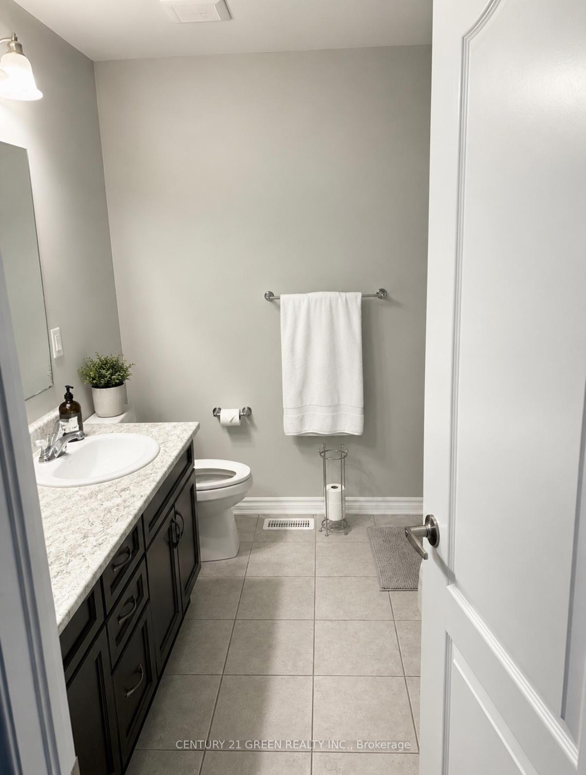 Photo 16 of 1064 Belcourt Street, Pickering, Rural Pickering — HOMEH