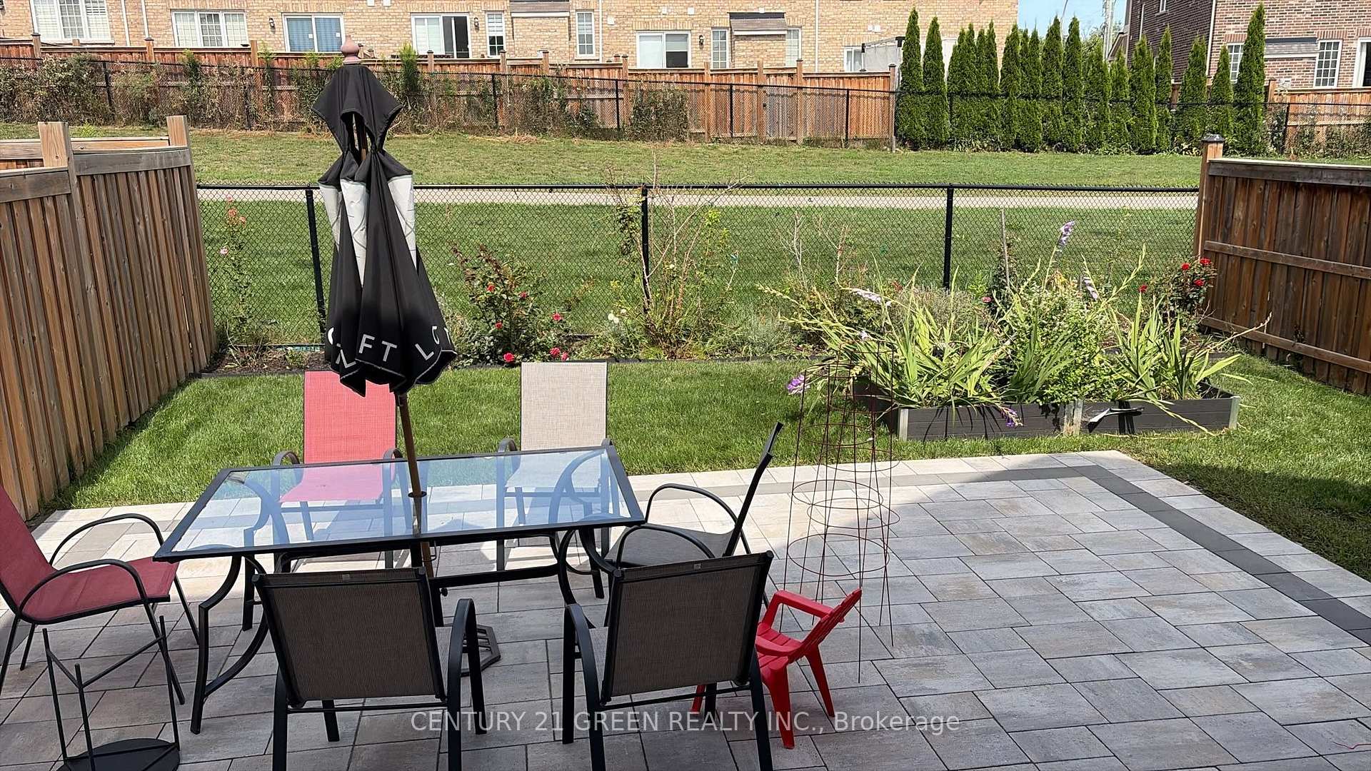 Photo 17 of 1064 Belcourt Street, Pickering, Rural Pickering — HOMEH
