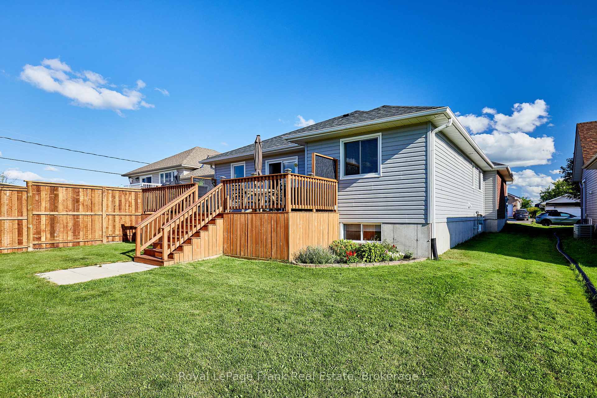 Photo 31 of 24 Beverly Street, Kawartha Lakes, Lindsay — HOMEH