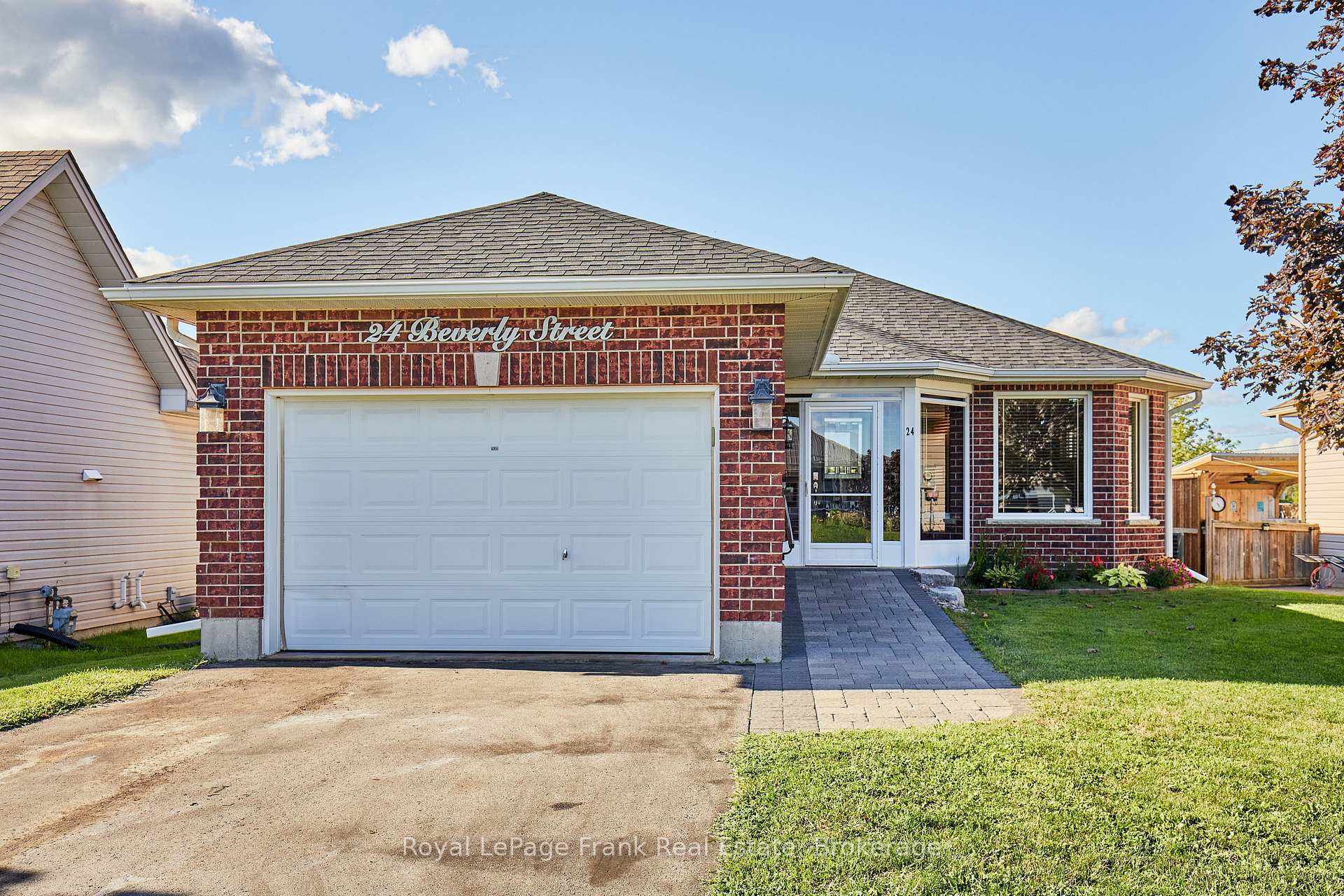Photo 35 of 24 Beverly Street, Kawartha Lakes, Lindsay — HOMEH