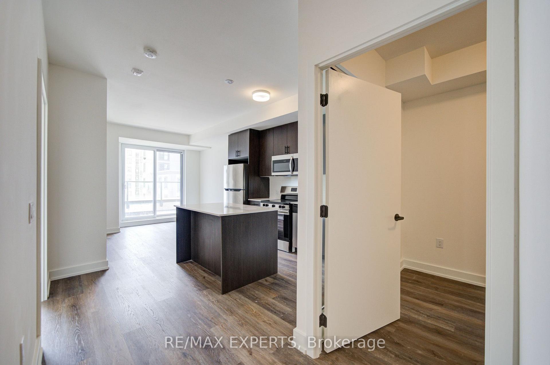 Photo 9 of Unit 412, 2475 Old Bronte Road, Oakville, Westmount — HOMEH