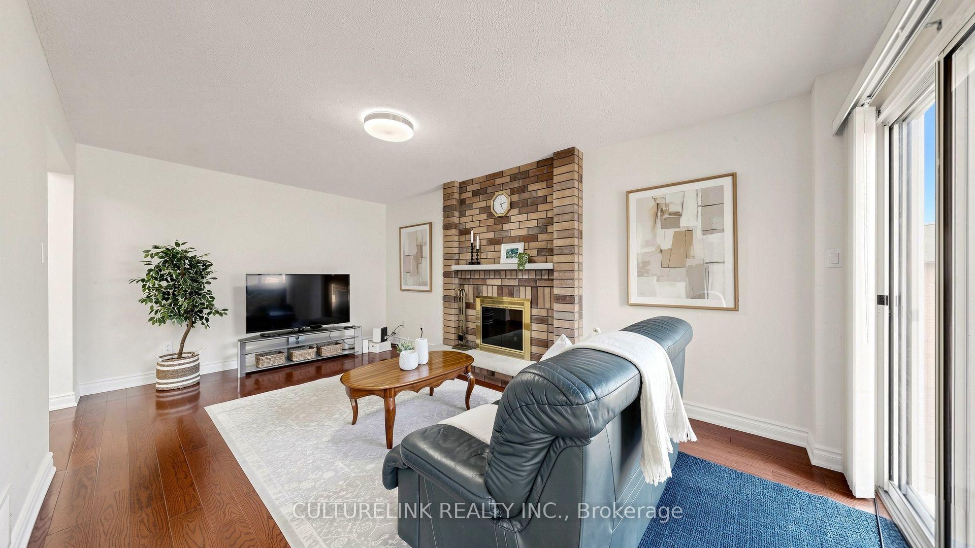 Photo 14 of 87 Morrison Crescent, Markham, Buttonville — HOMEH