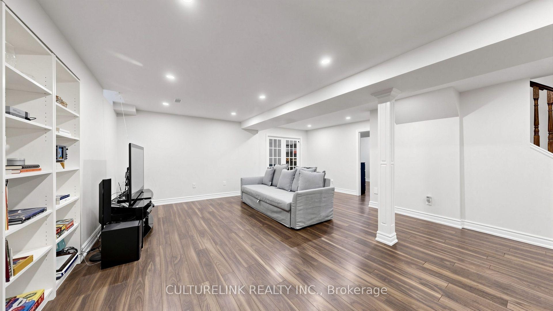 Photo 29 of 87 Morrison Crescent, Markham, Buttonville — HOMEH