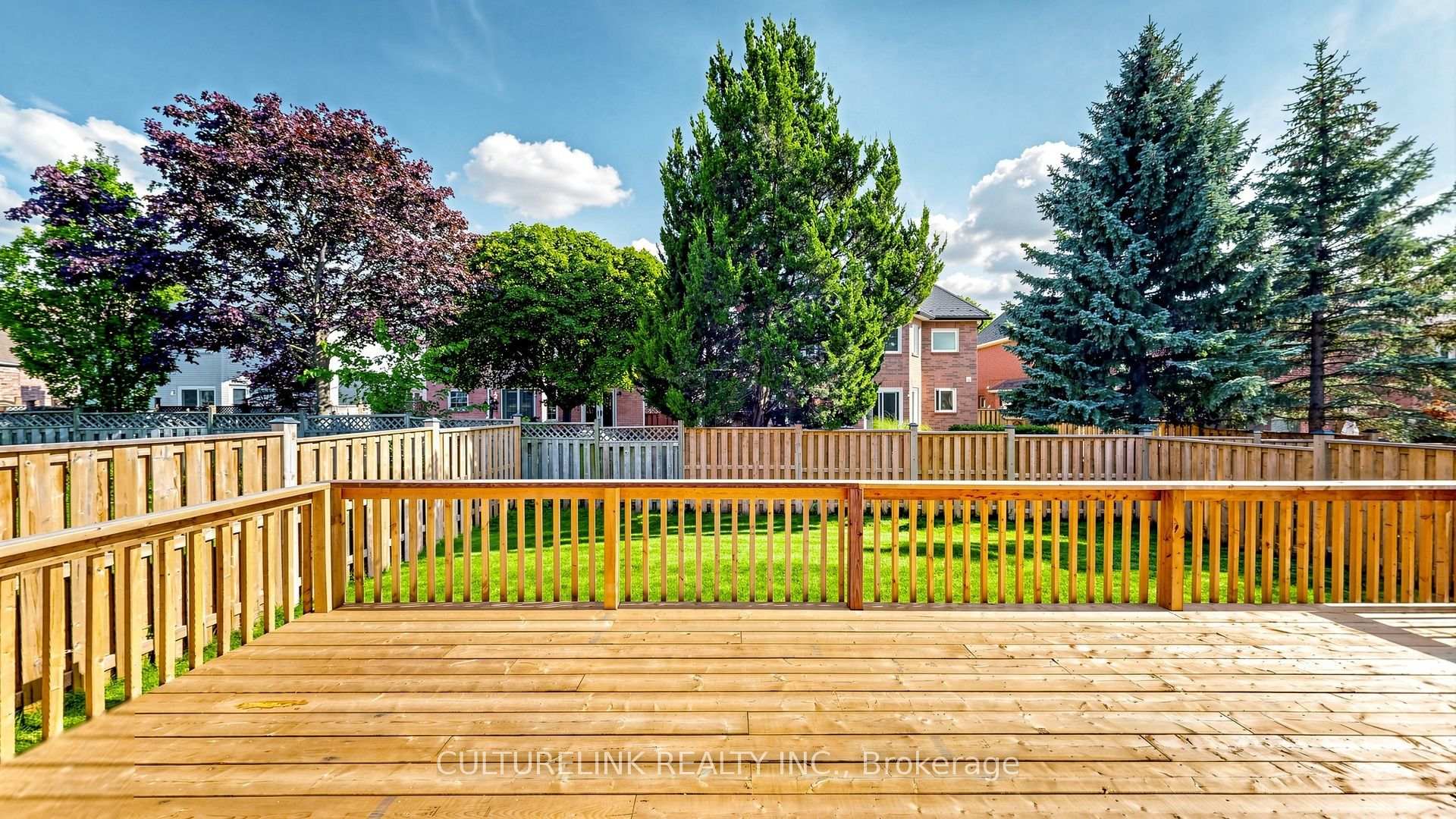 Photo 32 of 87 Morrison Crescent, Markham, Buttonville — HOMEH