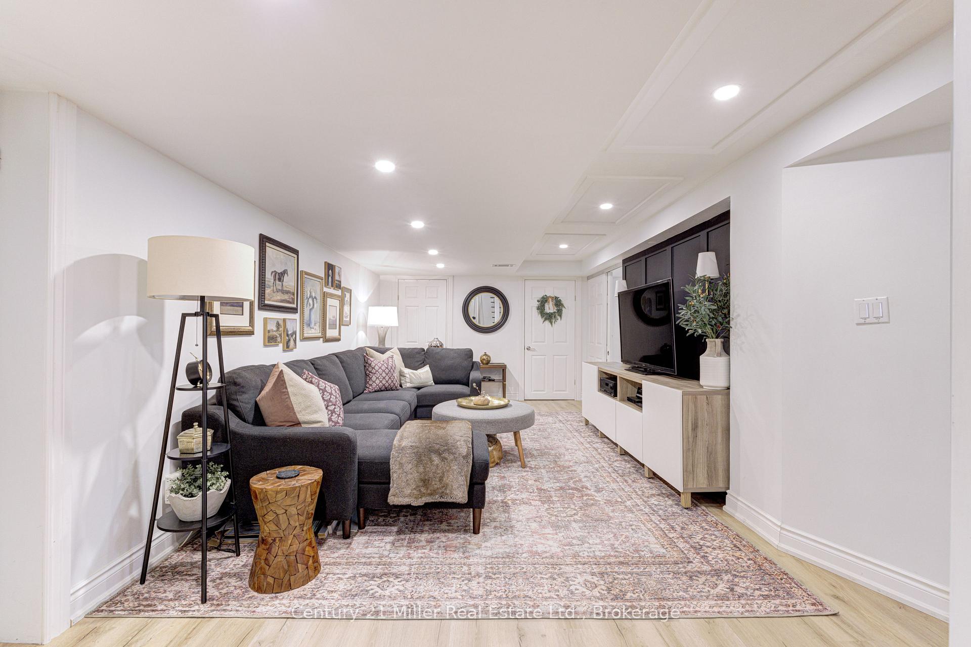 Photo 27 of 934 Danforth Avenue, Burlington, Bayview — HOMEH