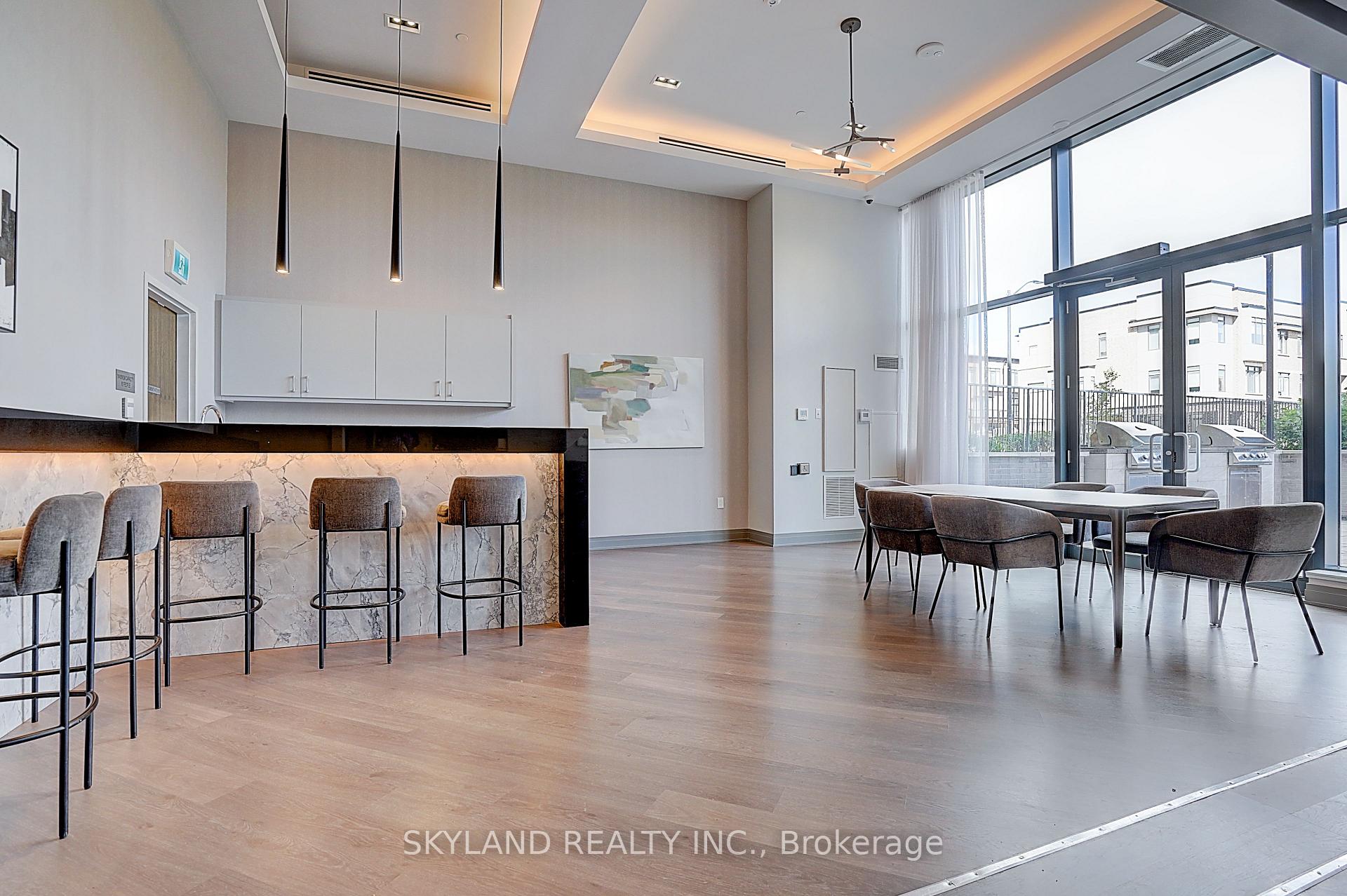 Photo 38 of Unit Th102, 100 Eagle Rock Way, Vaughan, Maple — HOMEH