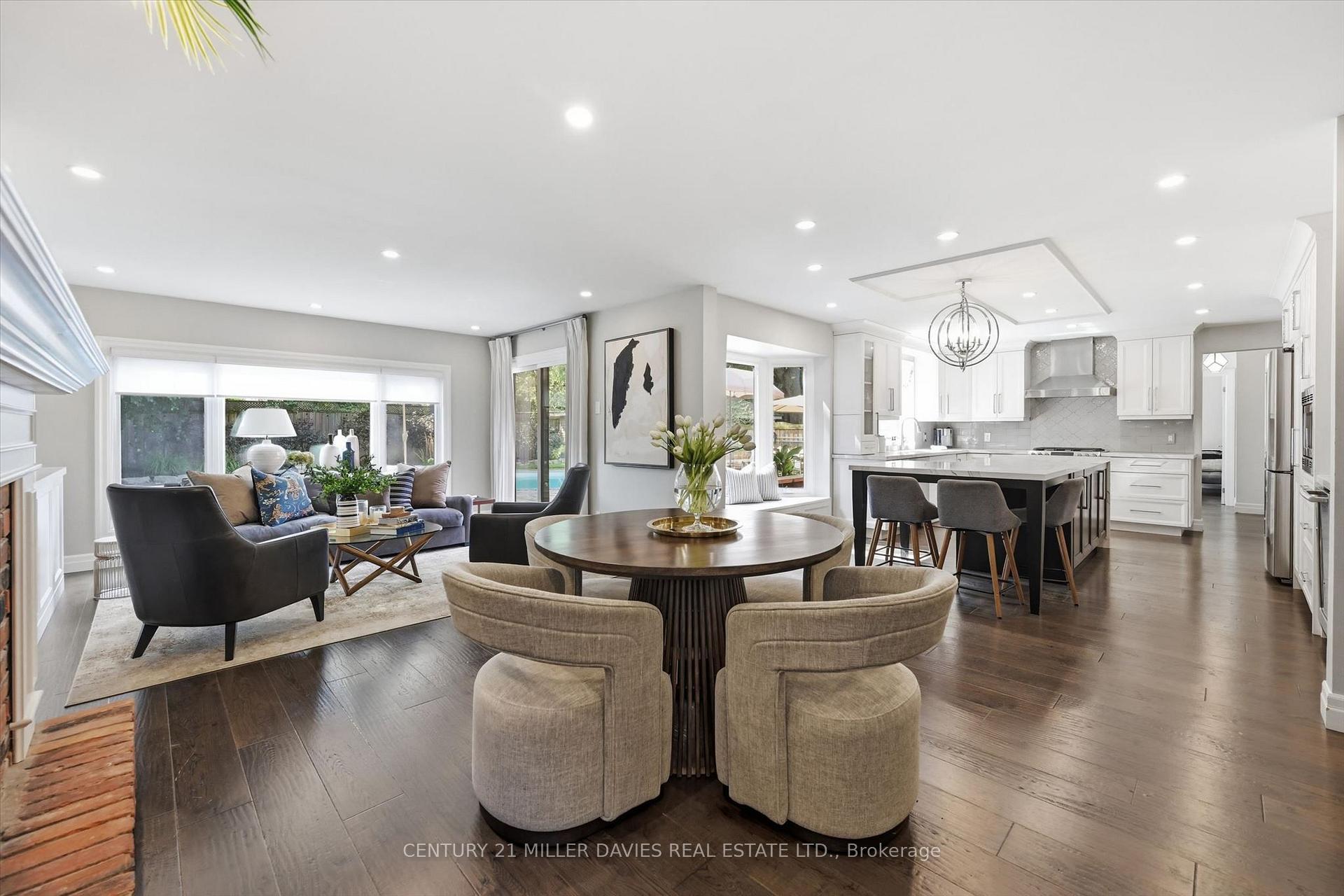 Photo 20 of 4450 Hawthorne Drive, Burlington, Shoreacres — HOMEH