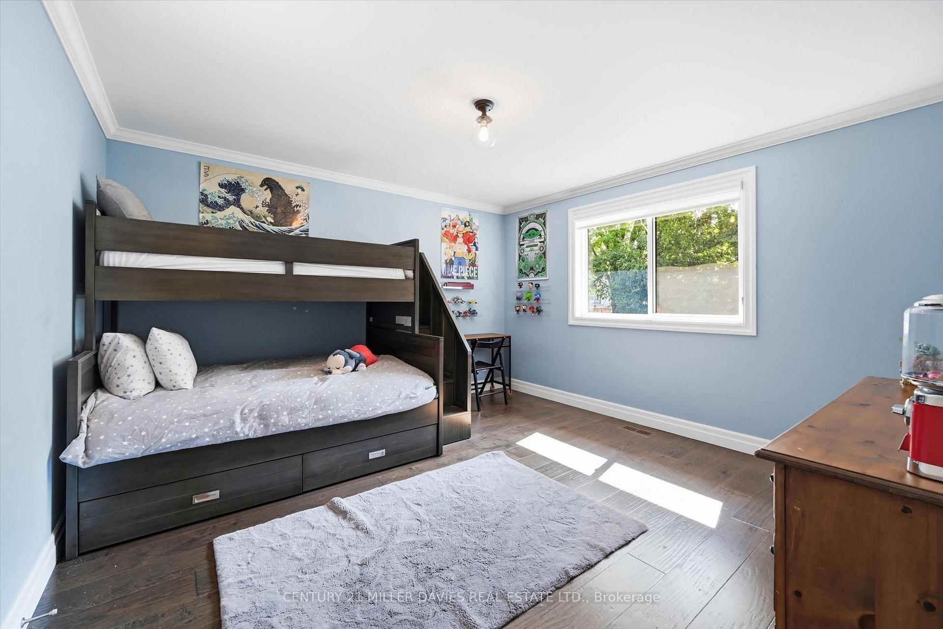 Photo 31 of 4450 Hawthorne Drive, Burlington, Shoreacres — HOMEH