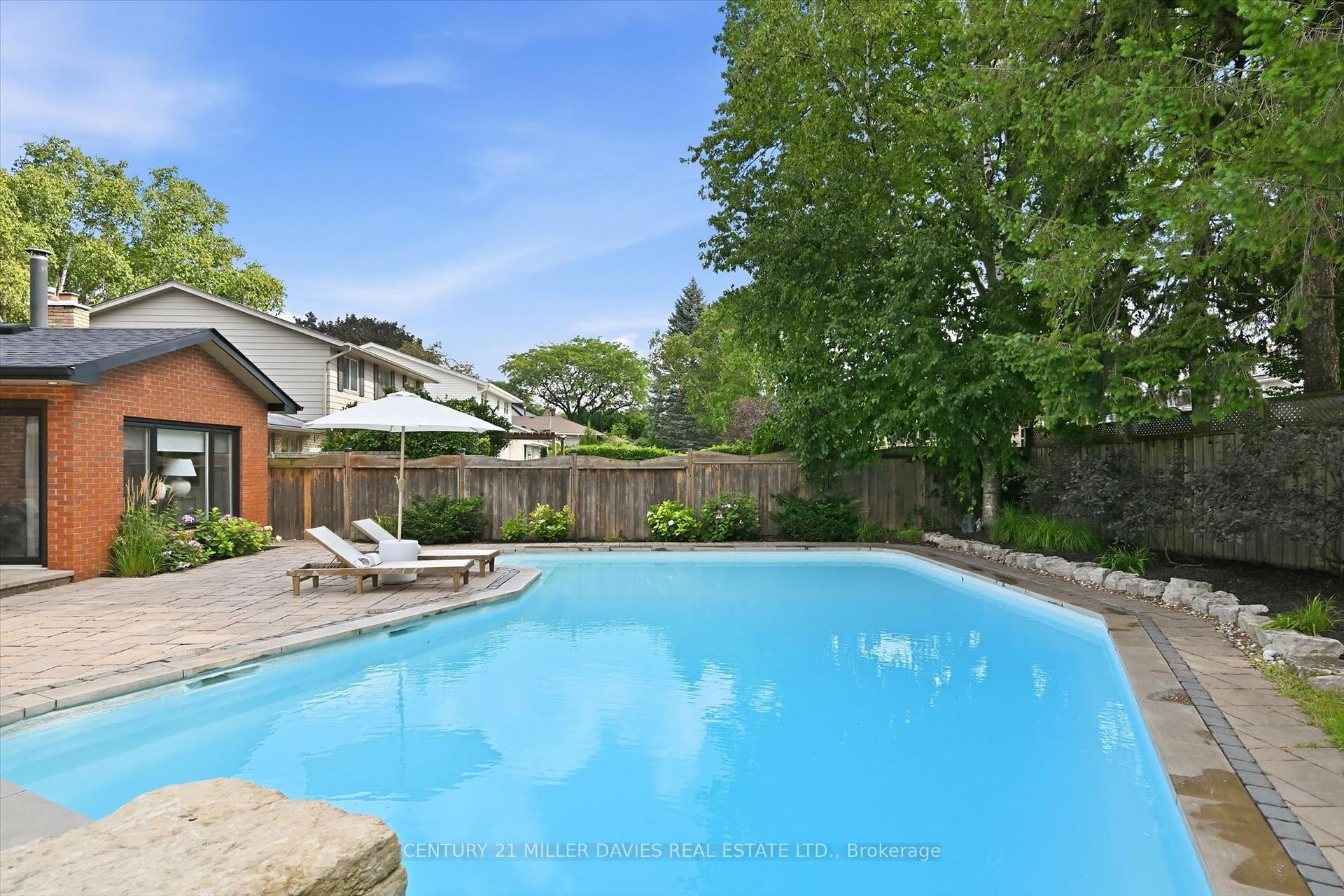 Photo 41 of 4450 Hawthorne Drive, Burlington, Shoreacres — HOMEH