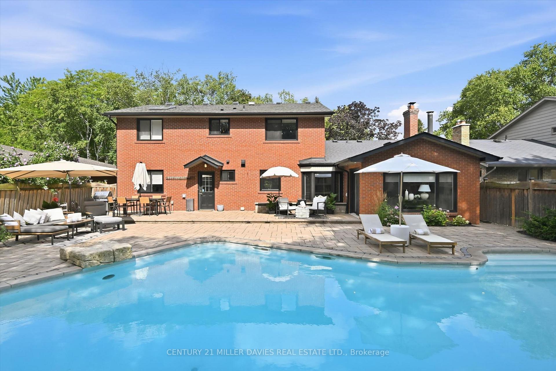 Photo 46 of 4450 Hawthorne Drive, Burlington, Shoreacres — HOMEH