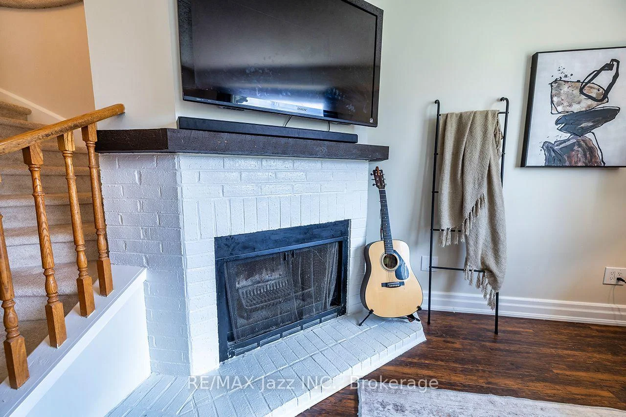 Photo 29 of 621 Flavelle Court, Pickering, Amberlea — HOMEH