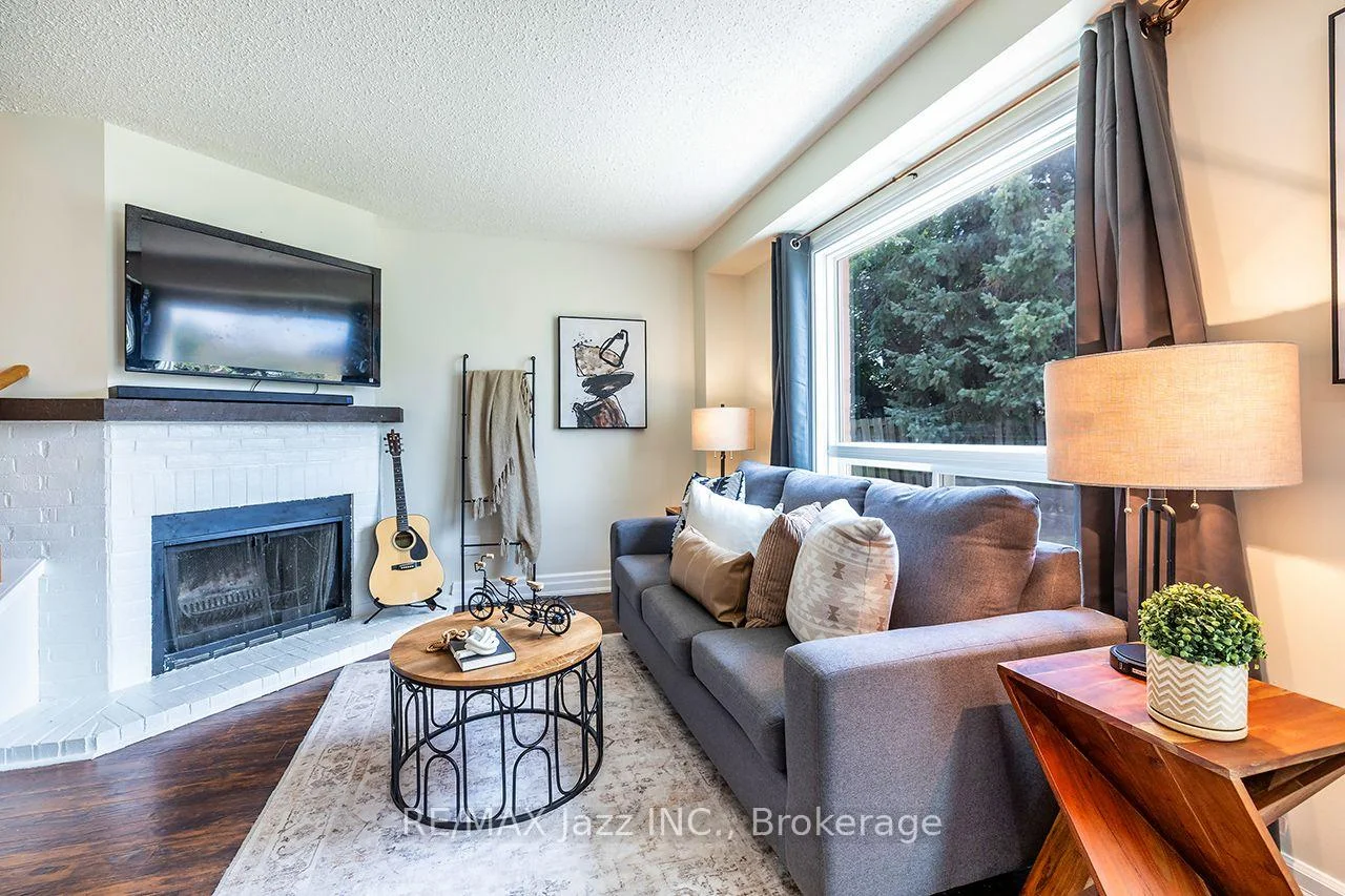 Photo 27 of 621 Flavelle Court, Pickering, Amberlea — HOMEH