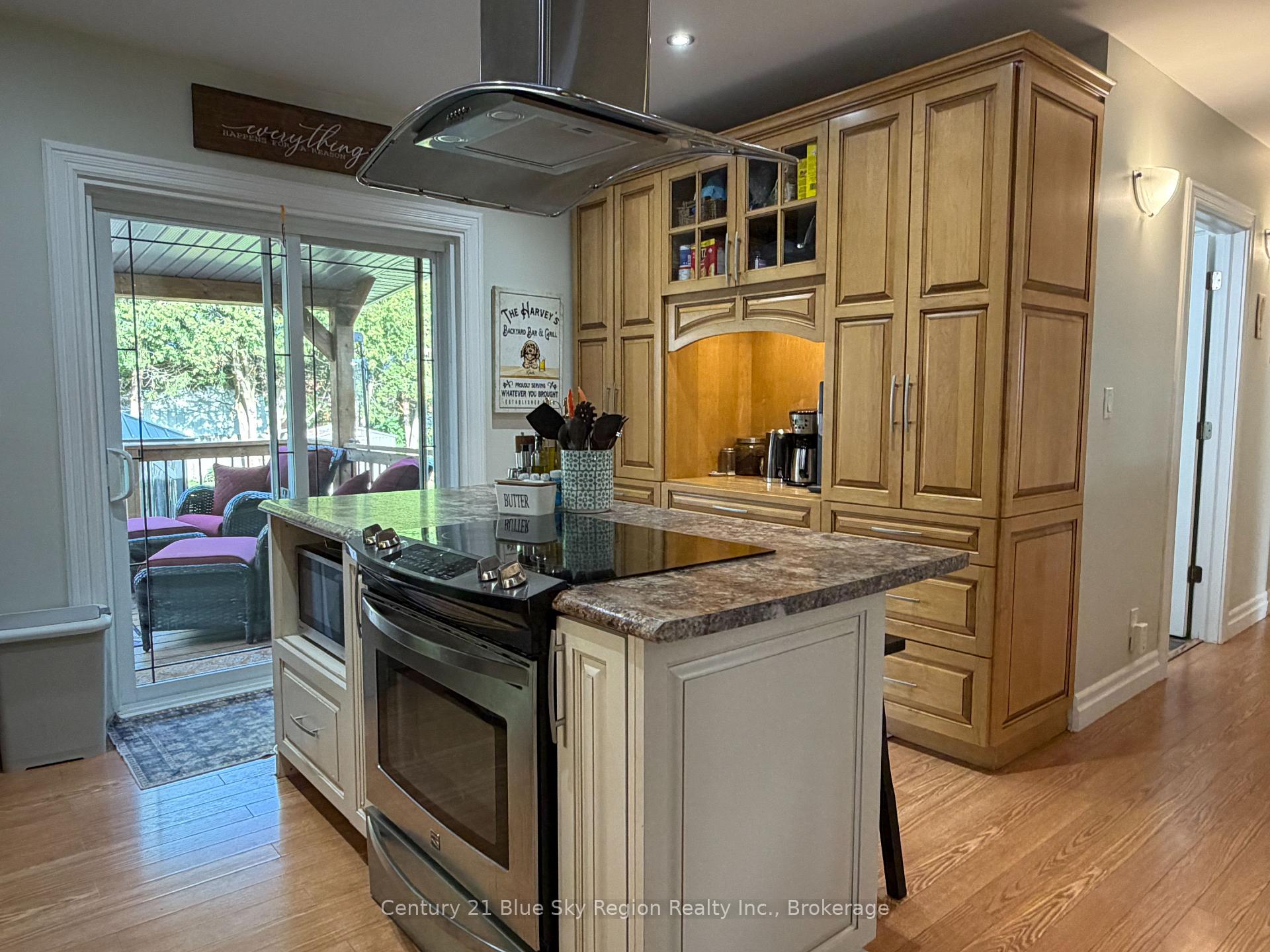 Photo 7 of 116 Campbell Avenue, North Bay, Ferris — HOMEH