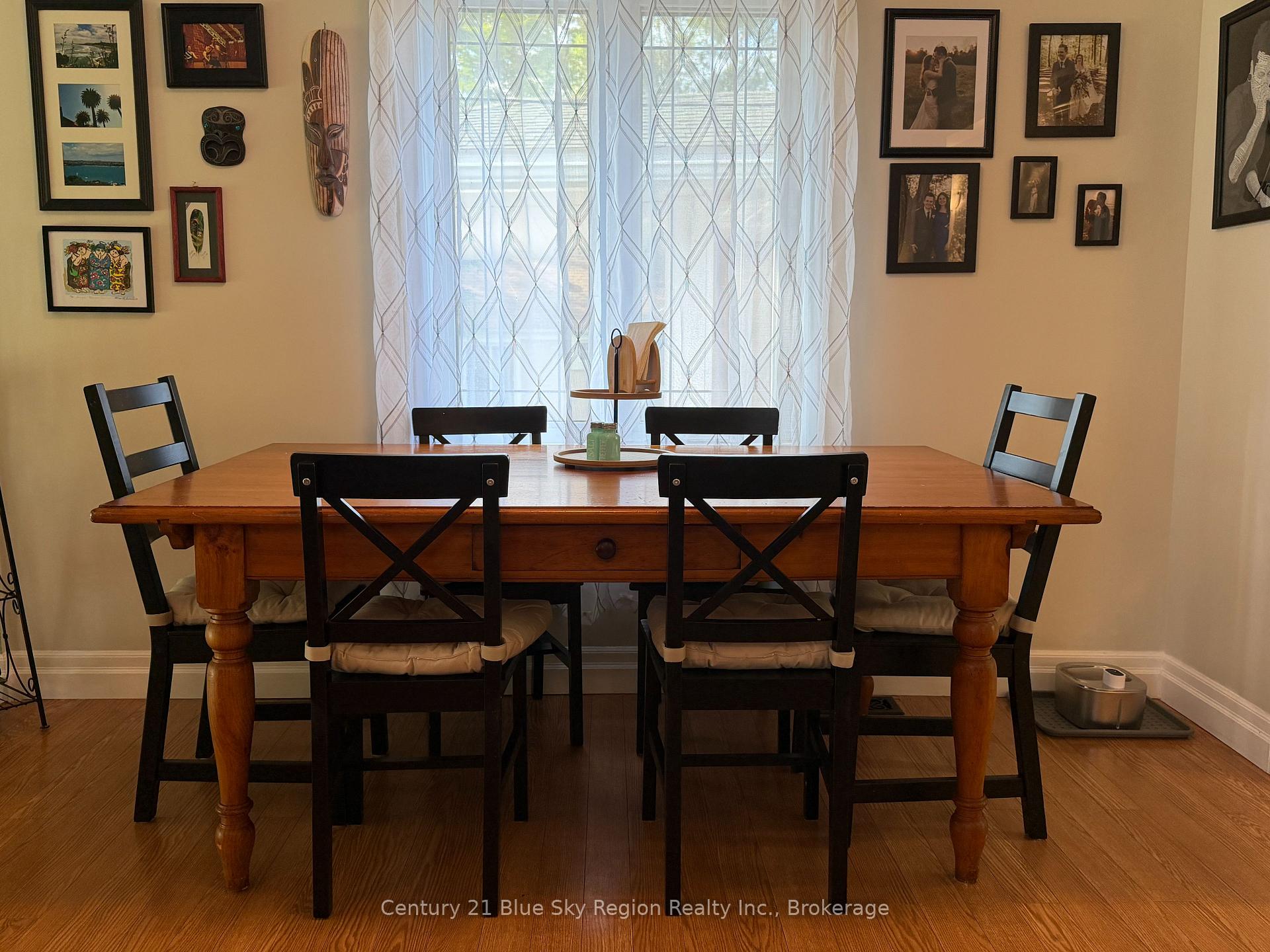 Photo 8 of 116 Campbell Avenue, North Bay, Ferris — HOMEH