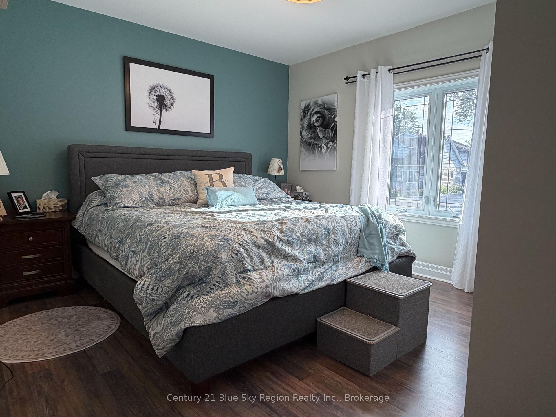 Photo 10 of 116 Campbell Avenue, North Bay, Ferris — HOMEH