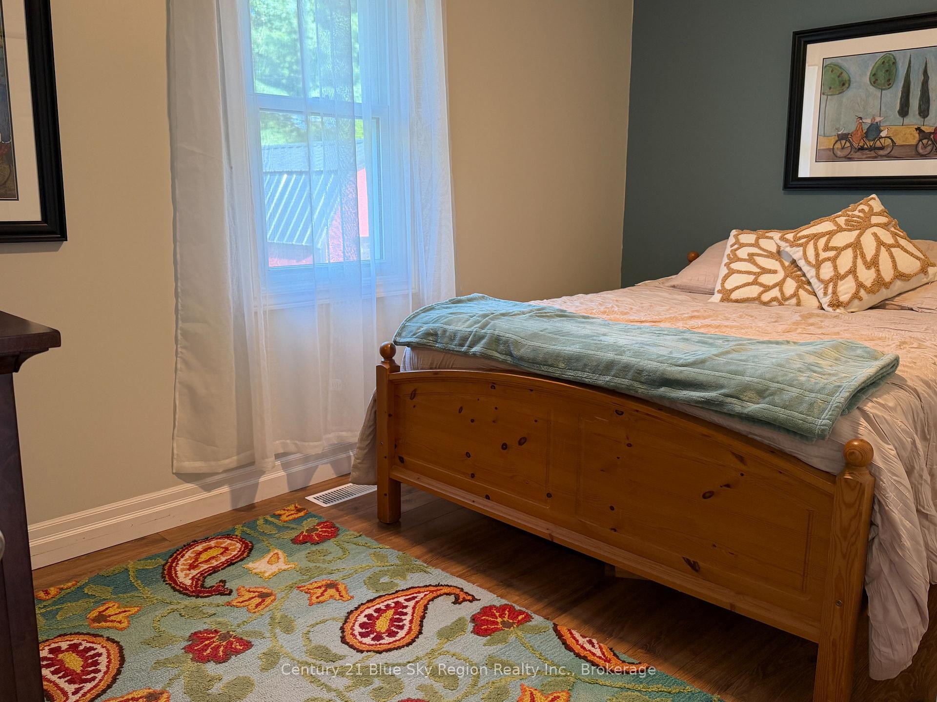 Photo 11 of 116 Campbell Avenue, North Bay, Ferris — HOMEH