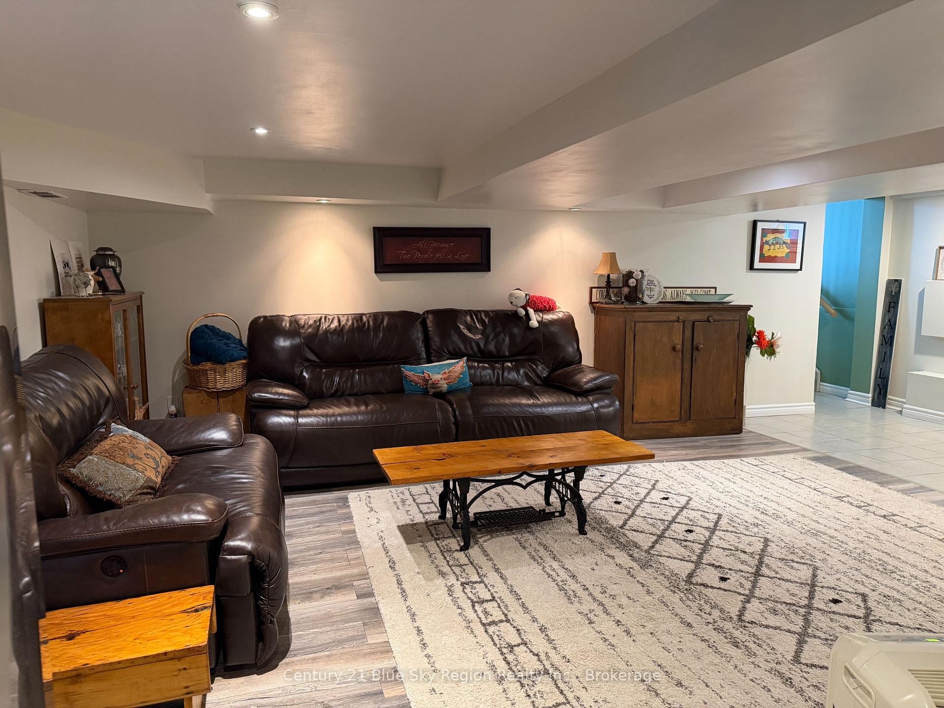 Photo 13 of 116 Campbell Avenue, North Bay, Ferris — HOMEH