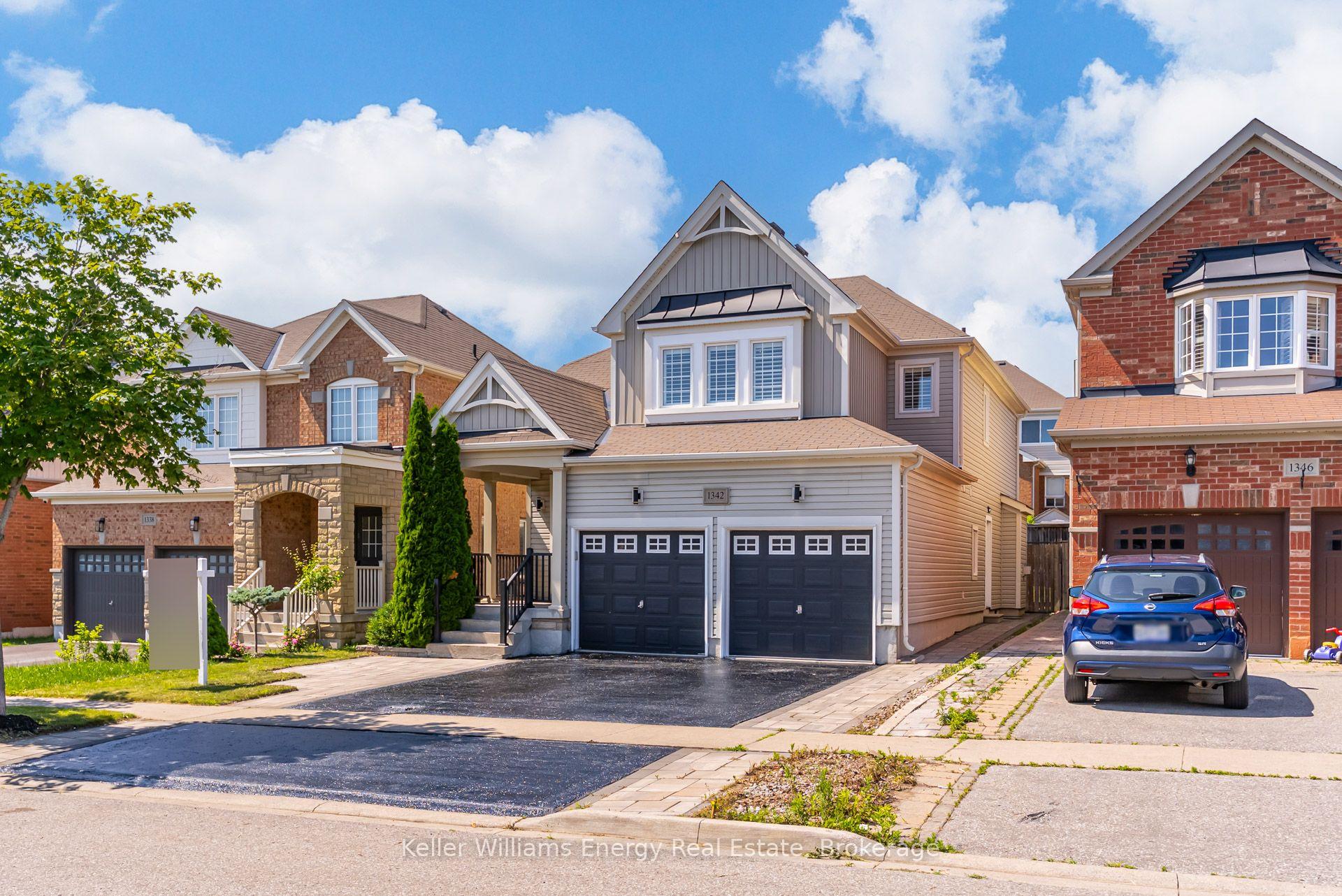 Photo 2 of 1342 Harlstone Crescent, Oshawa, Taunton — HOMEH