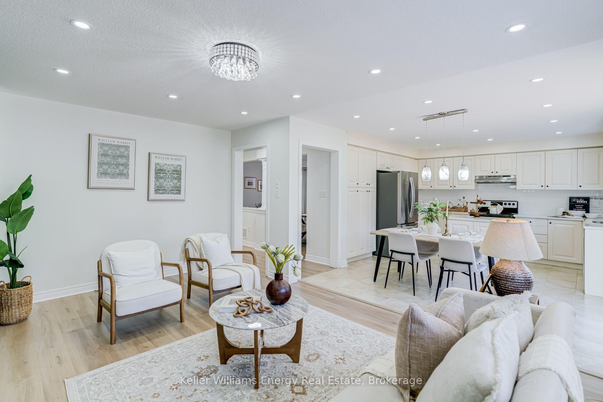 Photo 7 of 1342 Harlstone Crescent, Oshawa, Taunton — HOMEH