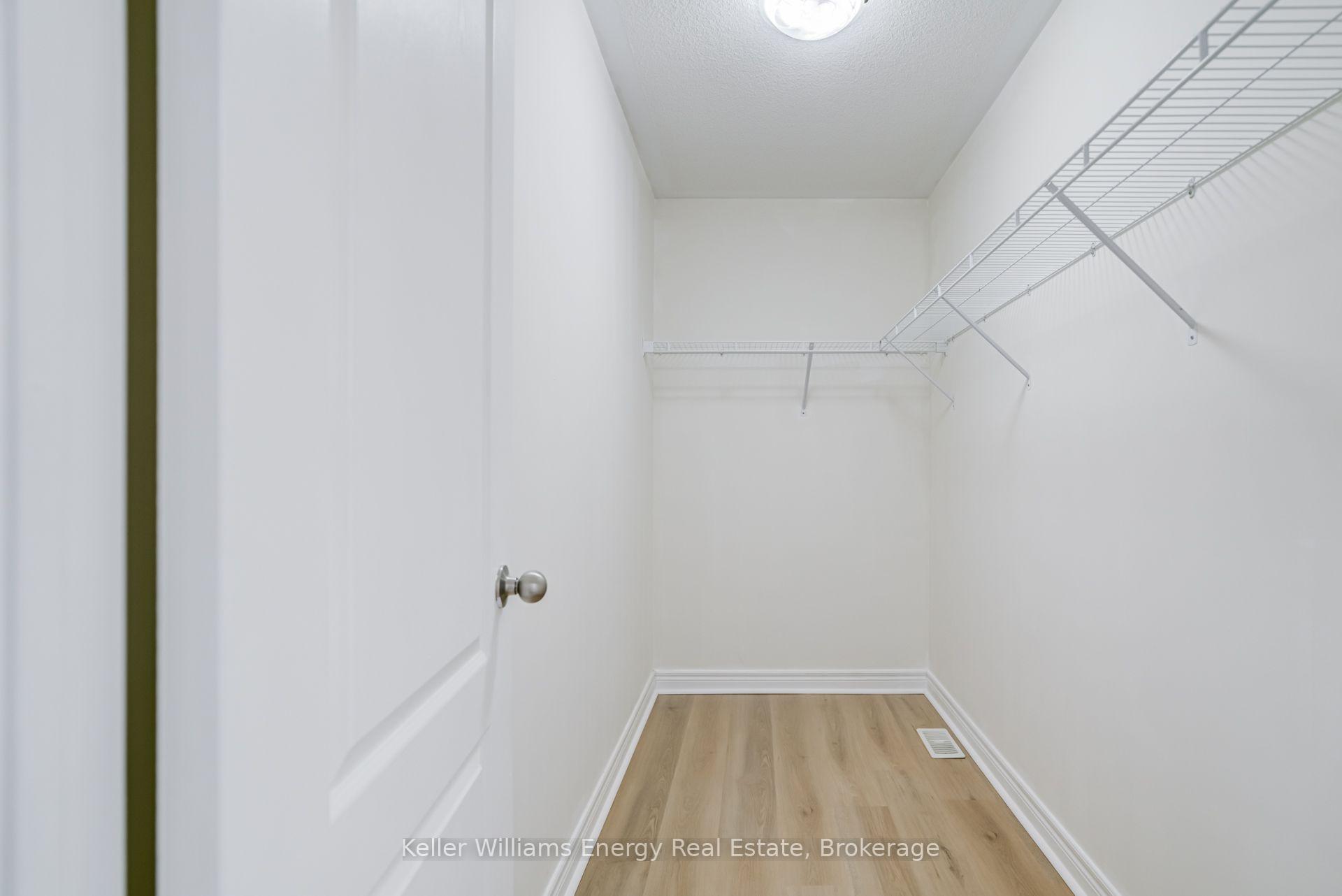 Photo 23 of 1342 Harlstone Crescent, Oshawa, Taunton — HOMEH