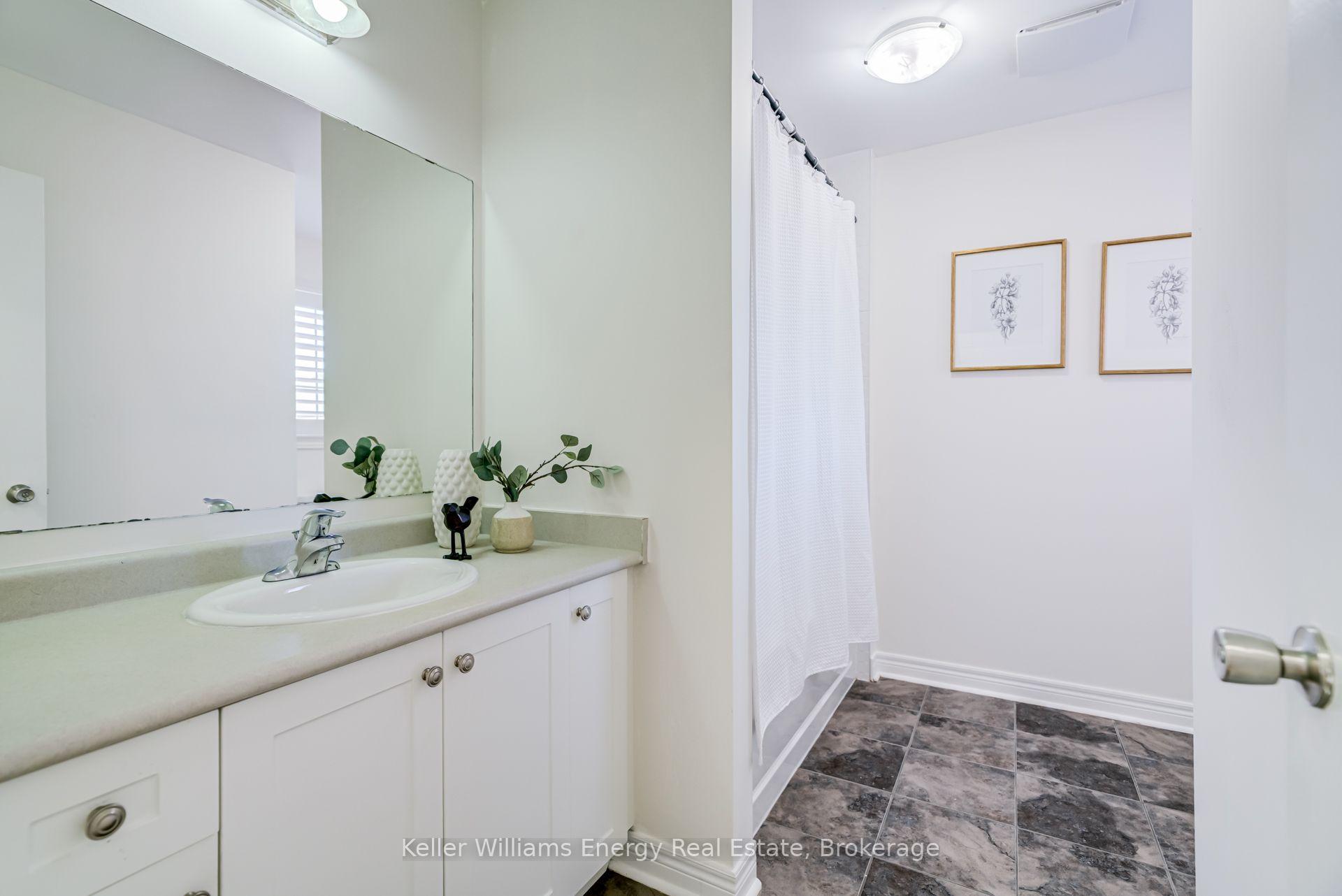 Photo 31 of 1342 Harlstone Crescent, Oshawa, Taunton — HOMEH