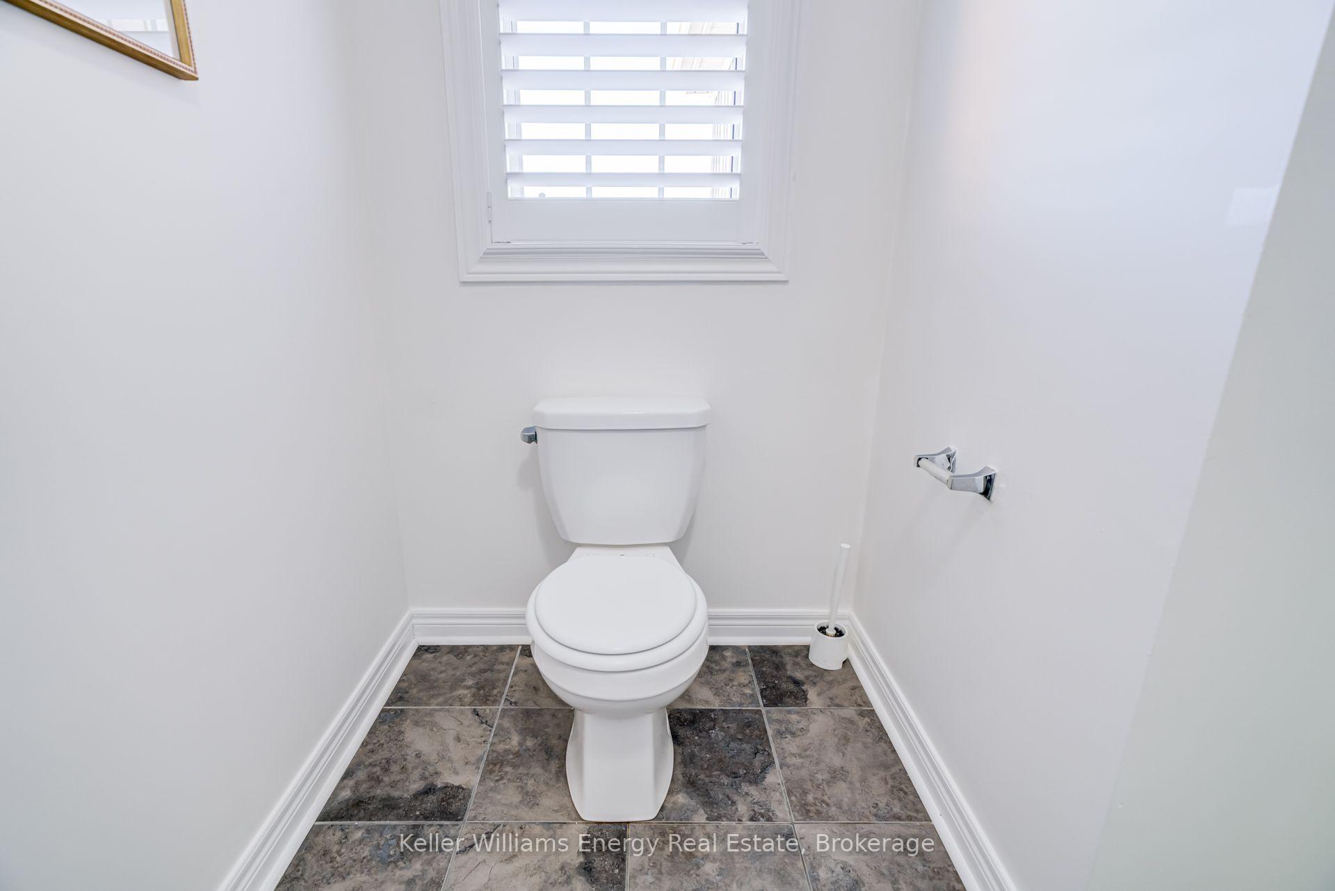 Photo 32 of 1342 Harlstone Crescent, Oshawa, Taunton — HOMEH