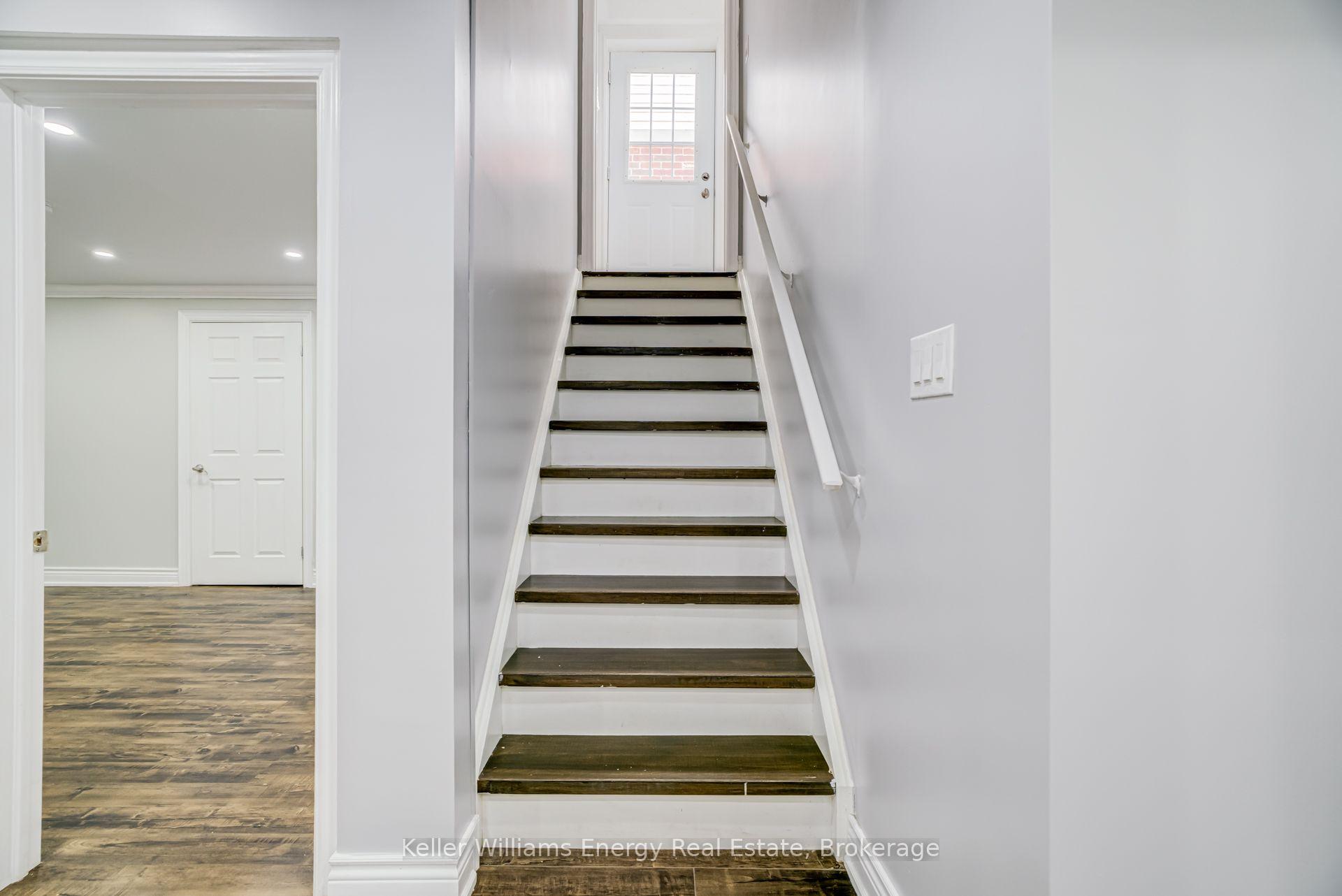 Photo 33 of 1342 Harlstone Crescent, Oshawa, Taunton — HOMEH