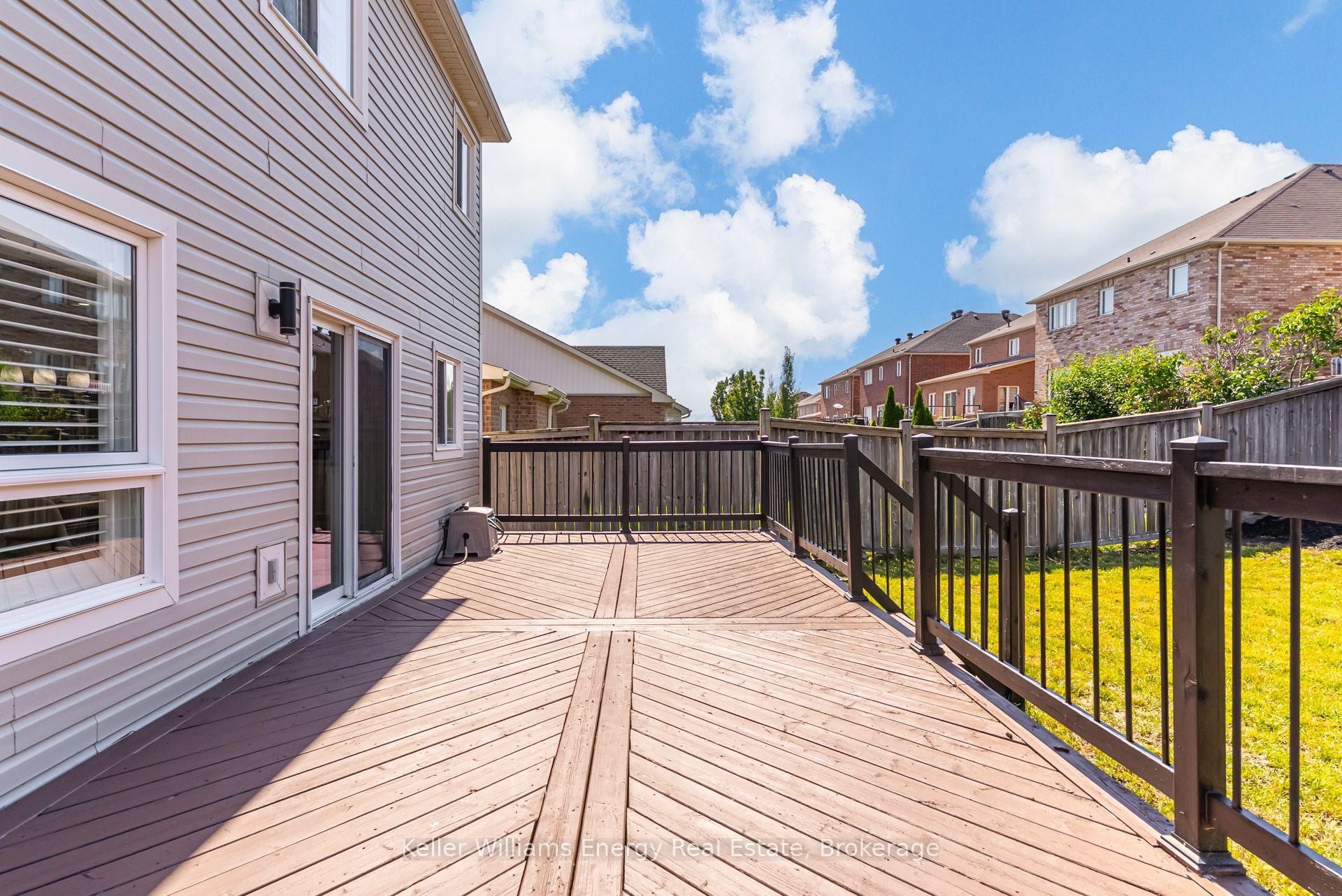 Photo 42 of 1342 Harlstone Crescent, Oshawa, Taunton — HOMEH