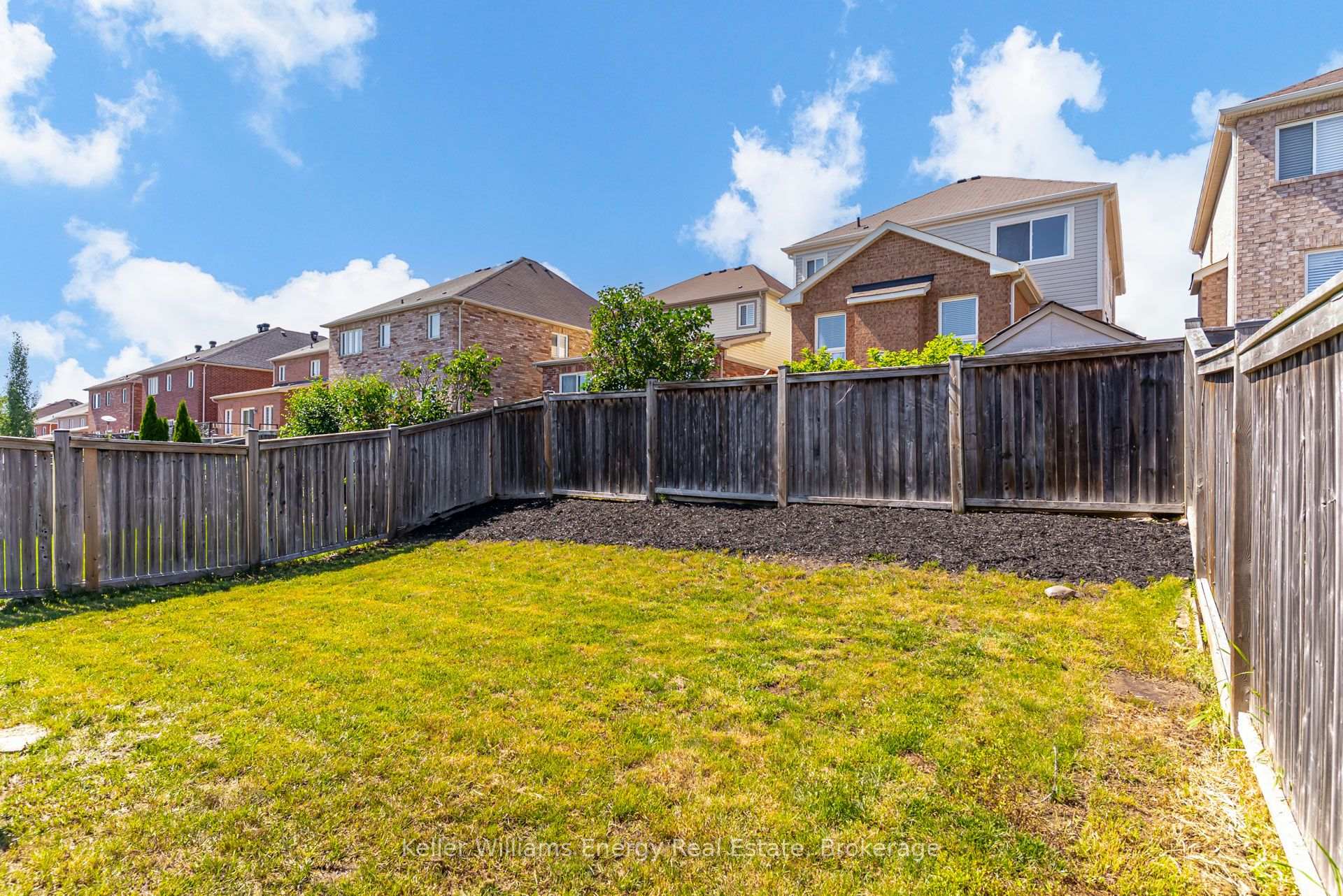 Photo 44 of 1342 Harlstone Crescent, Oshawa, Taunton — HOMEH