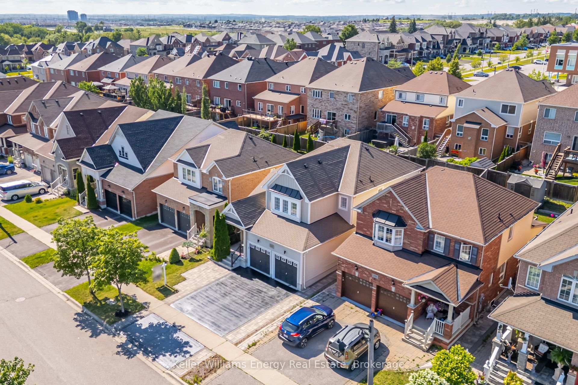Photo 48 of 1342 Harlstone Crescent, Oshawa, Taunton — HOMEH