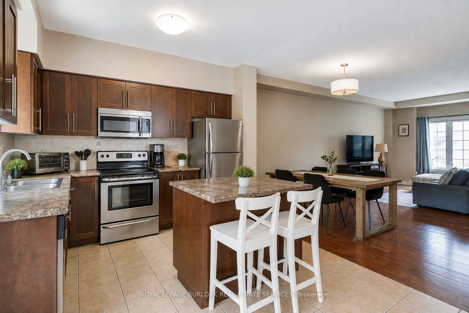 Photo 12 of Unit 13, 4165 Upper Middle Road, Burlington, Headon — HOMEH