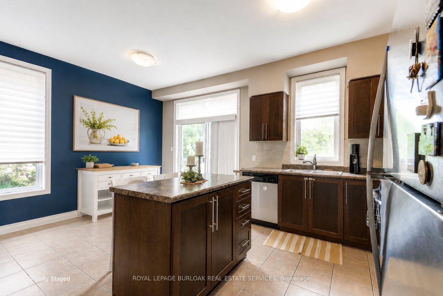 Photo 13 of Unit 13, 4165 Upper Middle Road, Burlington, Headon — HOMEH