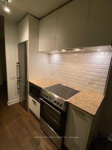 Photo 3 of Unit 706, 57 St Joseph Street, Toronto, Bay Street Corridor — HOMEH