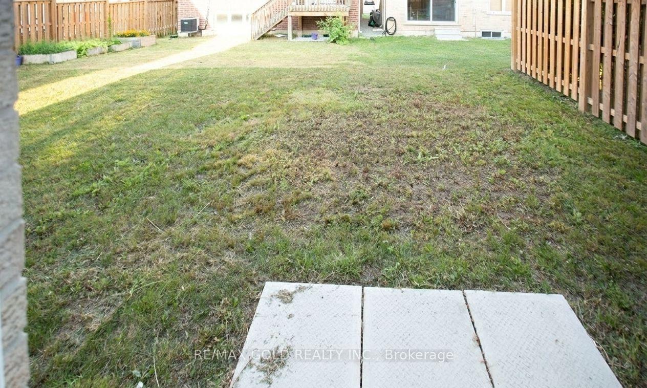 Photo 23 of 8005 Odell Crescent, Niagara Falls, Brown — HOMEH