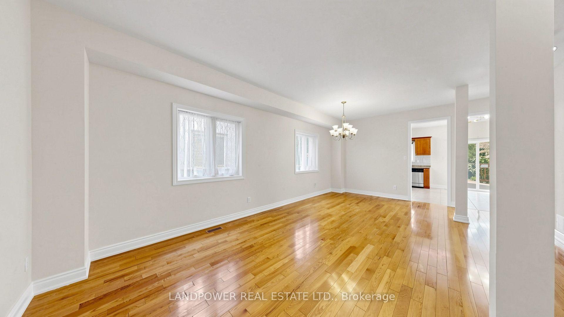 Photo 2 of 193 Helen Avenue, Markham, Village Green-South Unionville — HOMEH