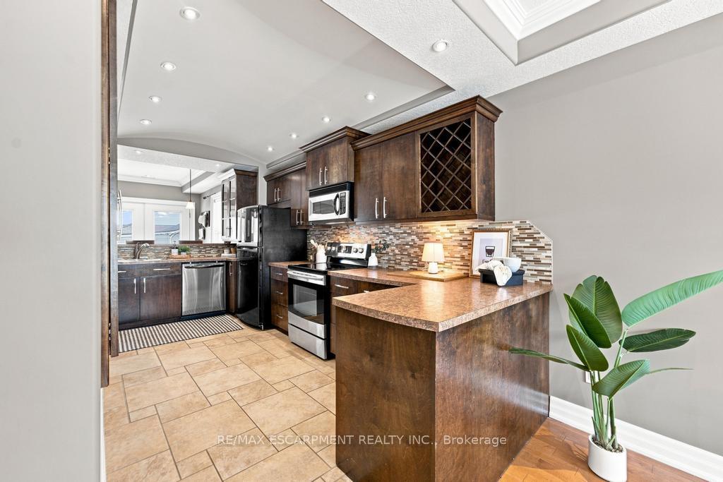 Photo 6 of 105 Munn Street, Hamilton, Raleigh — HOMEH