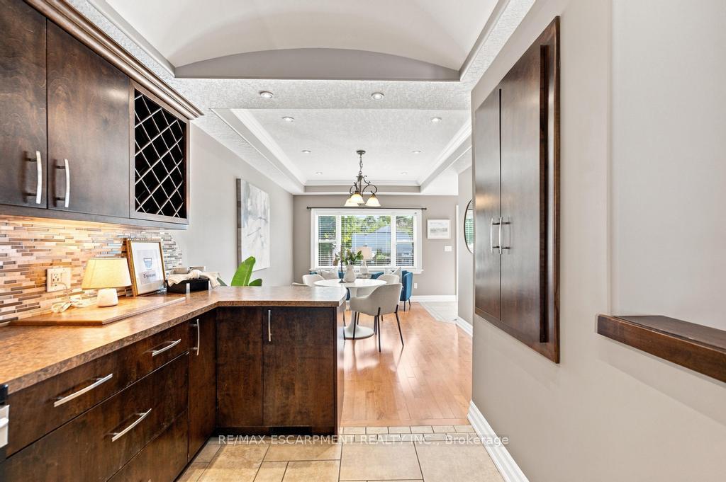 Photo 7 of 105 Munn Street, Hamilton, Raleigh — HOMEH