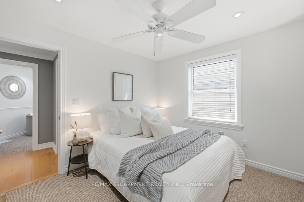 Photo 12 of 105 Munn Street, Hamilton, Raleigh — HOMEH