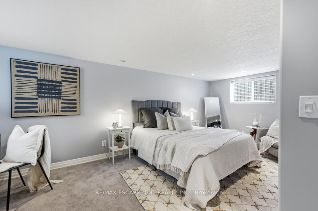 Photo 18 of 105 Munn Street, Hamilton, Raleigh — HOMEH