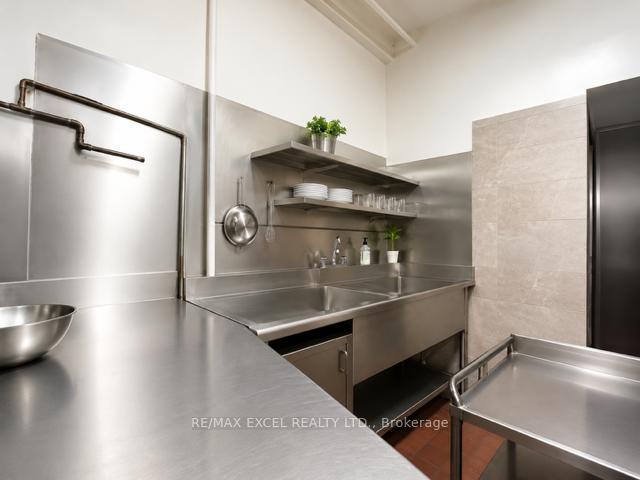 Photo 10 of 20 King Street E, Oshawa, Central — HOMEH