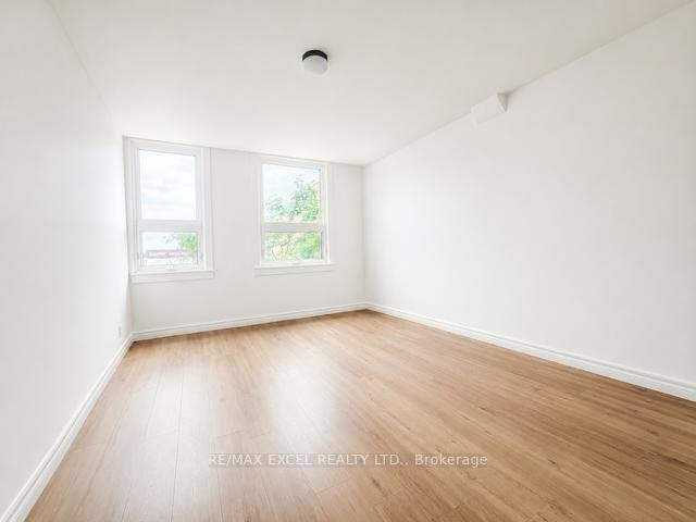 Photo 23 of 20 King Street E, Oshawa, Central — HOMEH