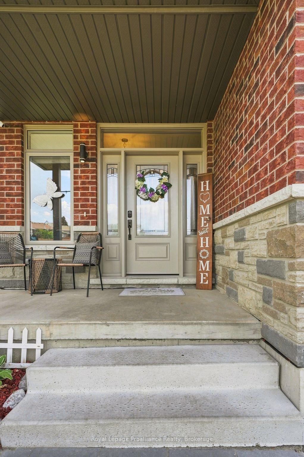Photo 4 of 92 Northumberland Boulevard, Quinte West, Murray Ward — HOMEH
