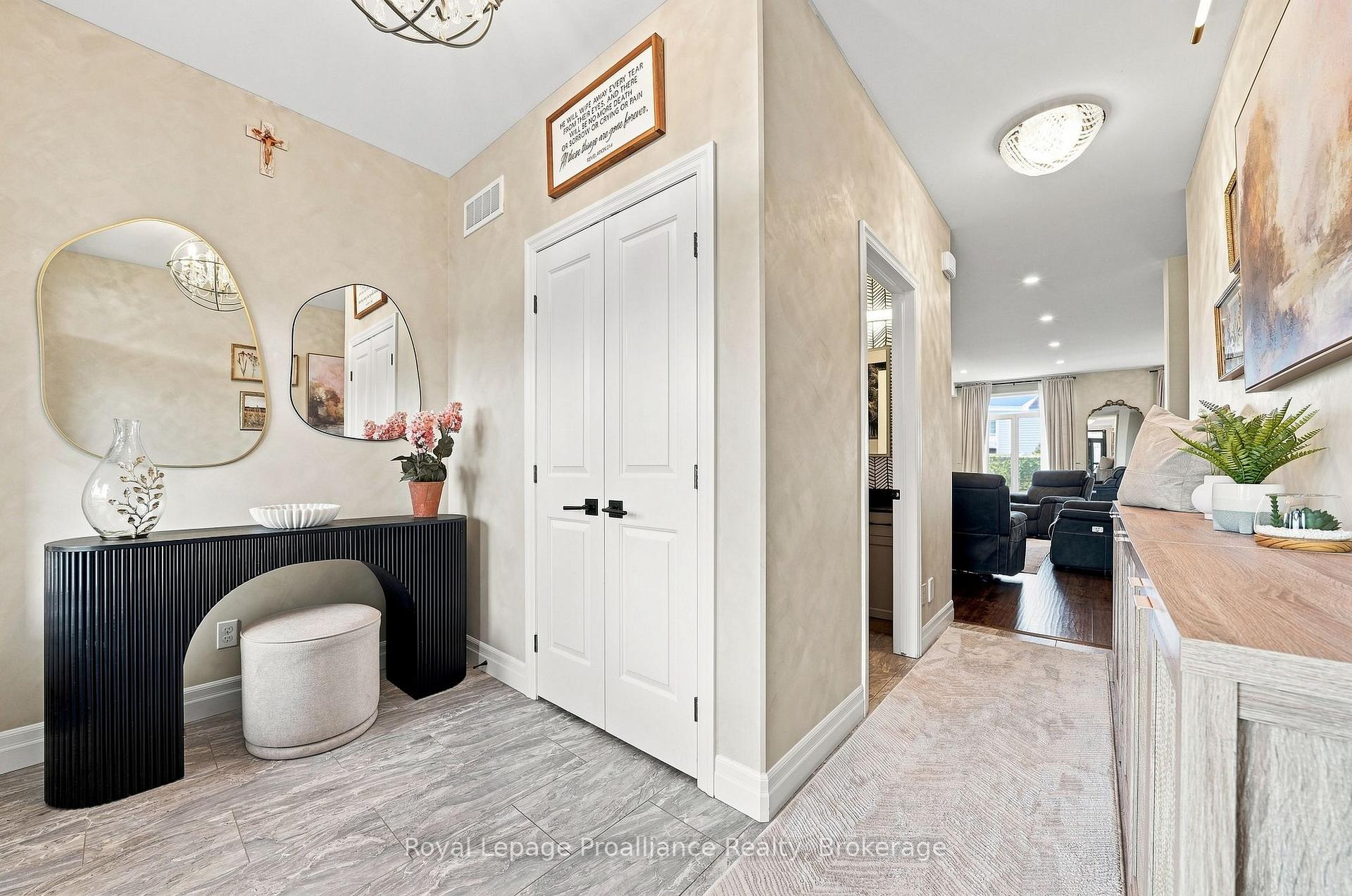 Photo 5 of 92 Northumberland Boulevard, Quinte West, Murray Ward — HOMEH